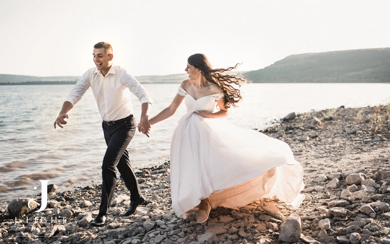 Why More Canadian Couples Choose Elopements?