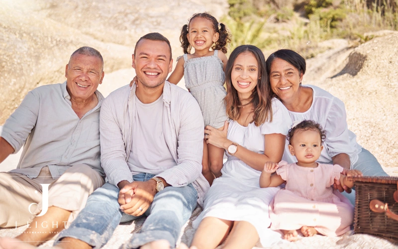 Best Locations for Extended Family Photos
