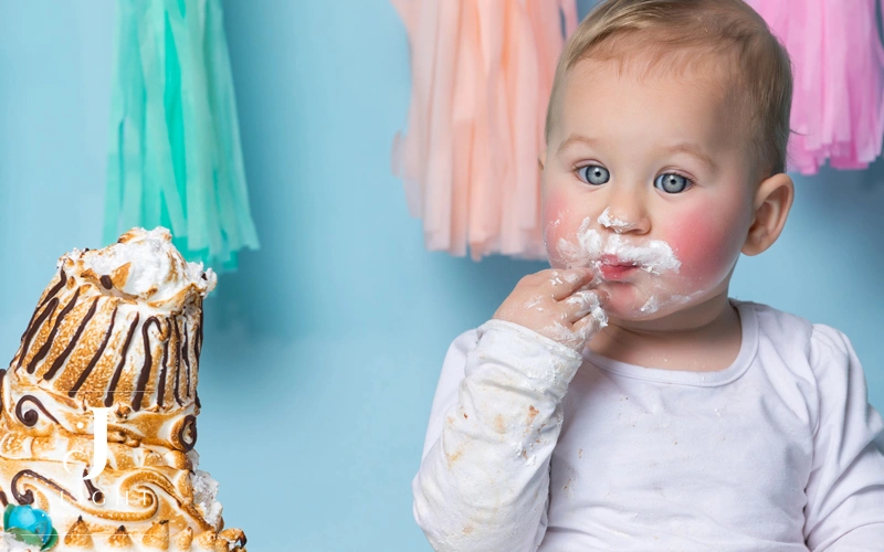 When Should You Book a Cake Smash Session?