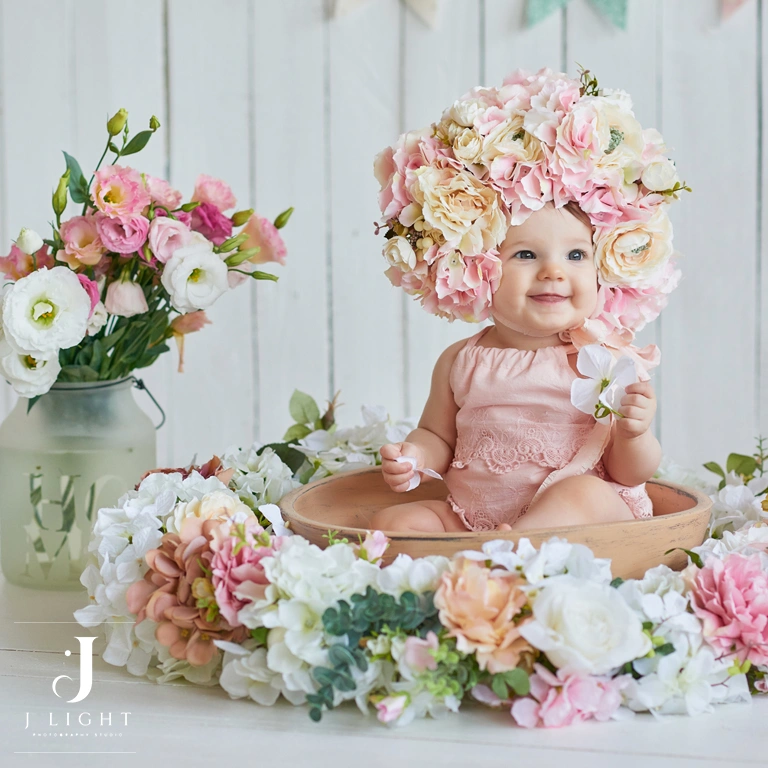 The most common FAQs that had been asked from J Light Photography Studio about Smash Cake photography
