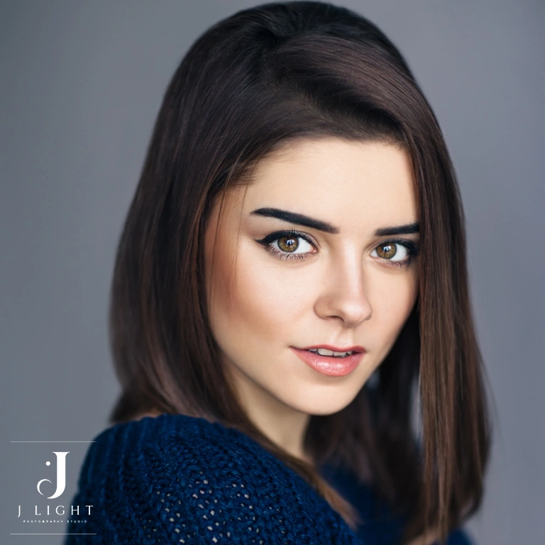 The most common Indoor Headshots Photography FAQs from J Light Studio