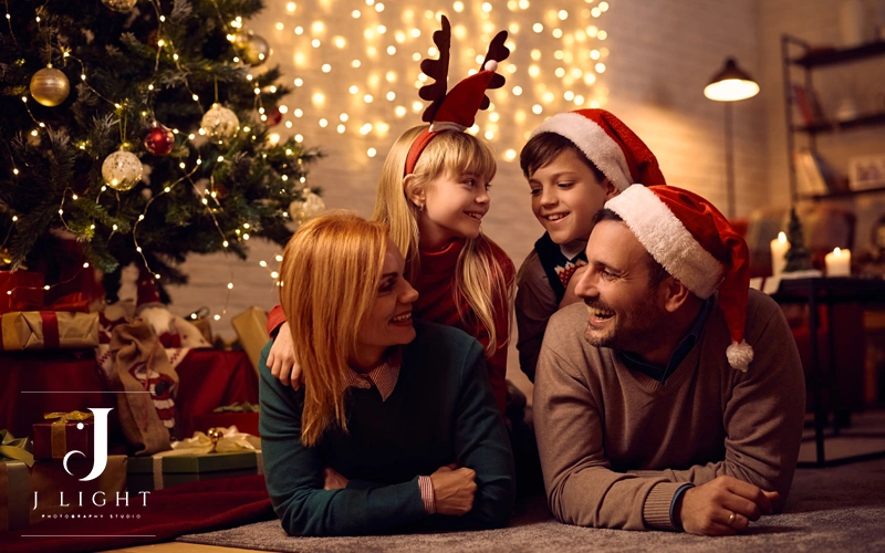 When Should You Book Christmas Photography?