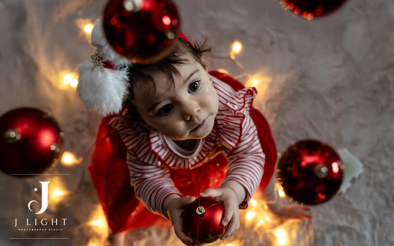 Christmas Photography Sessions for Every Holiday Story